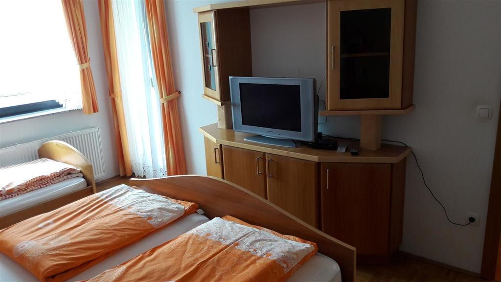 Tourist Farm Skrbina Lägenhet Otočec Exteriör bild